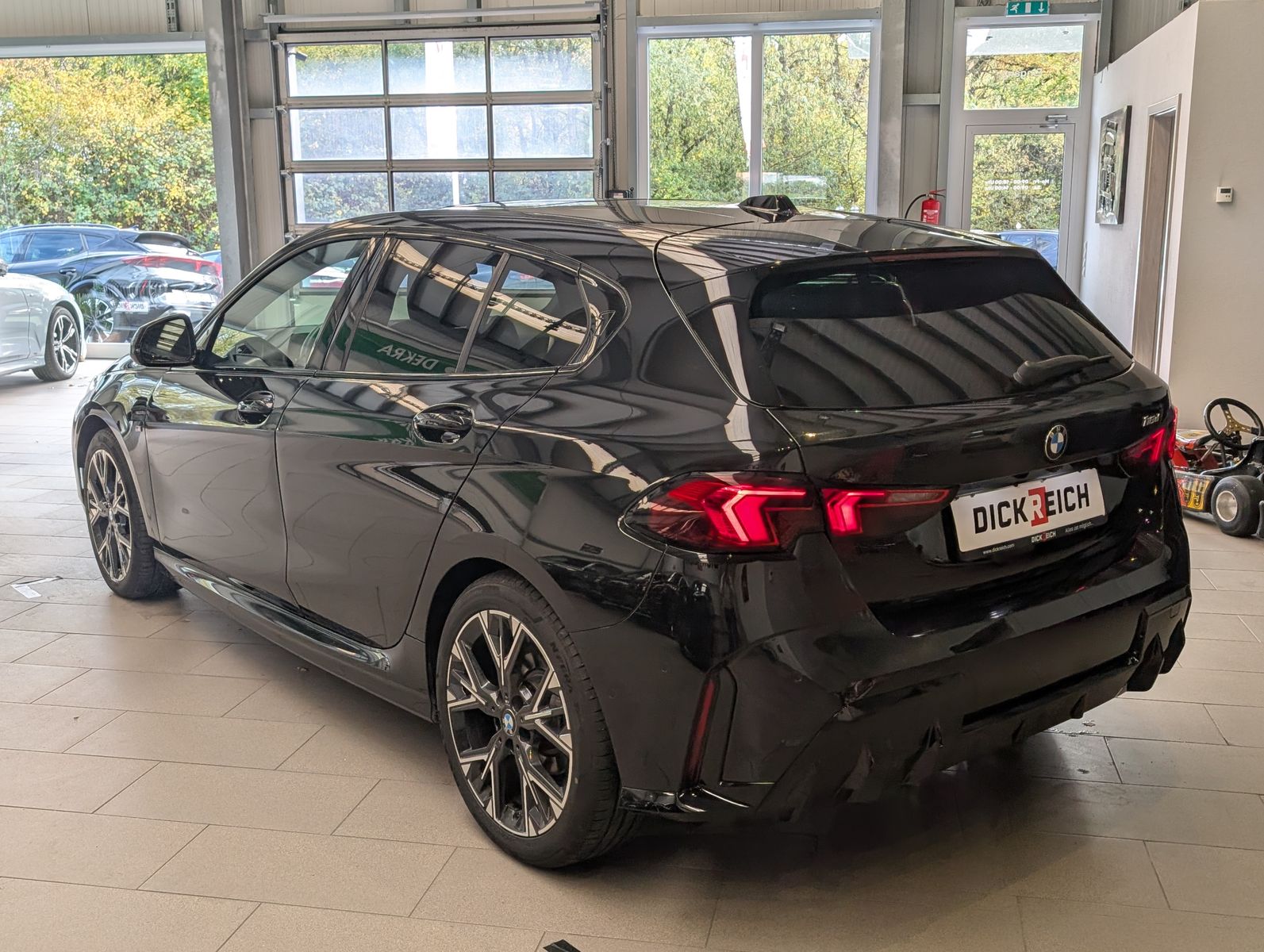 Fahrzeugabbildung BMW 118 d M-Sport Premium Ad-LED Cam Pano Alcan 18"