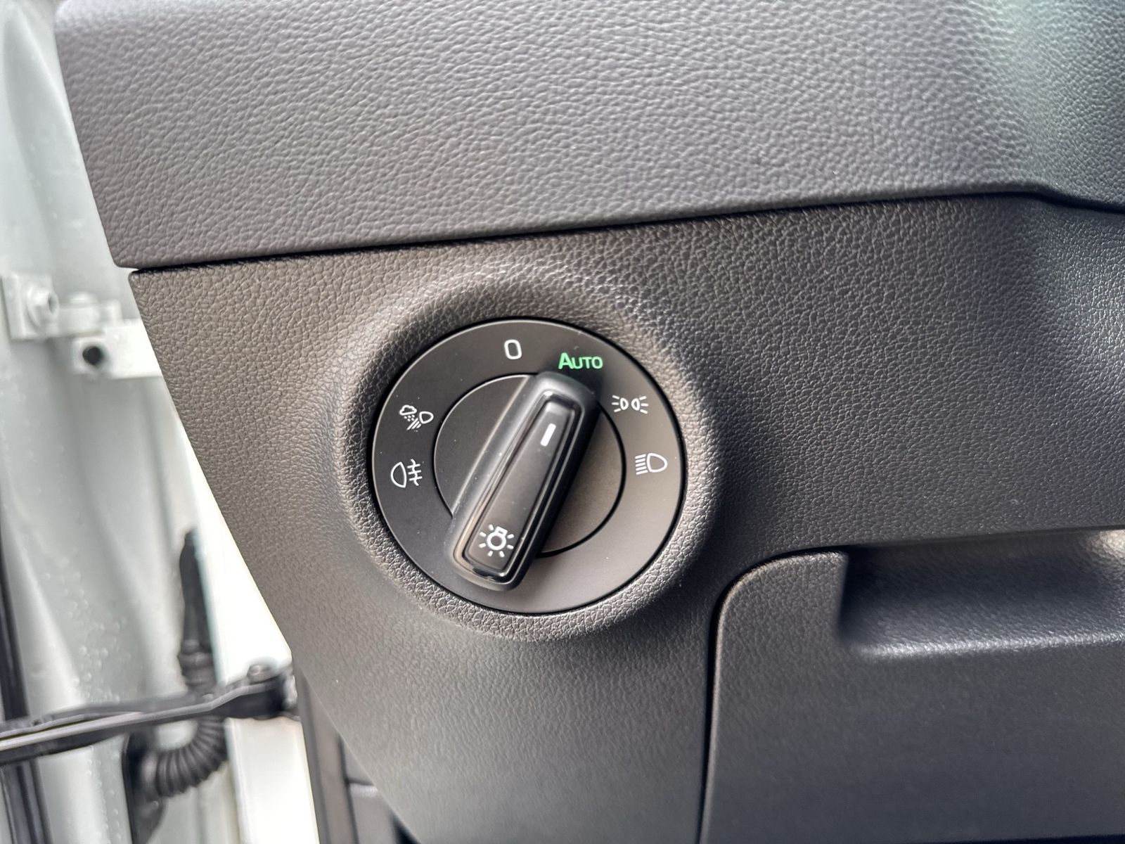 Karoq 2.0 TSI Sportline 4x4, AHK, Sportsitze, Pa