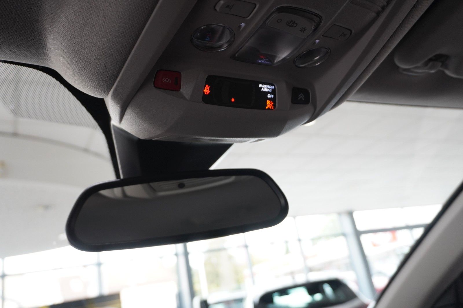 Fahrzeugabbildung Citroën C5 Aircross 1.2T SHINE EAT-8 NAVI/LED/KAMERA/SH