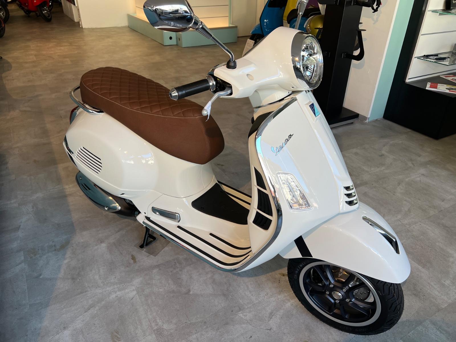 Vespa GTS 310 Super Exclusive Neu