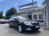 Skoda Octavia 1.6 TDI Elegance Combi*Navi*Leder*Xenon - Skoda Octavia aus 2012 mit Diesel-Antrieb: Kombi, 1.6