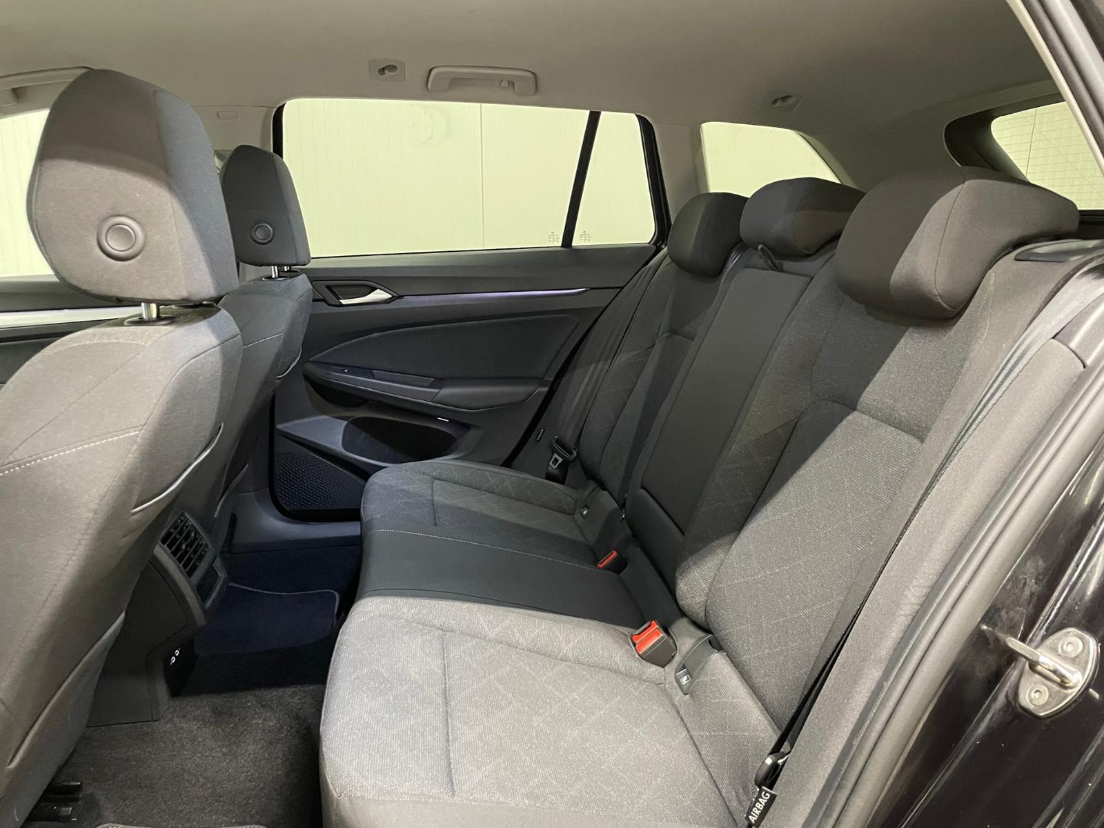 Volkswagen Golf VIII Variant Life 2.0 TDI DSG NAVI RFK LED, миниатюра 24