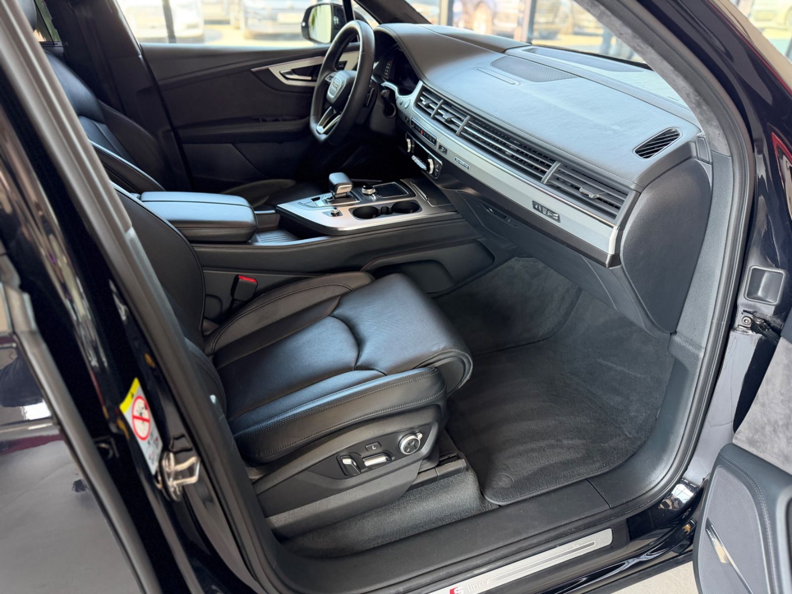 Q7 50 TDI quattro S-Line Softclose 7-Sitzer HUD