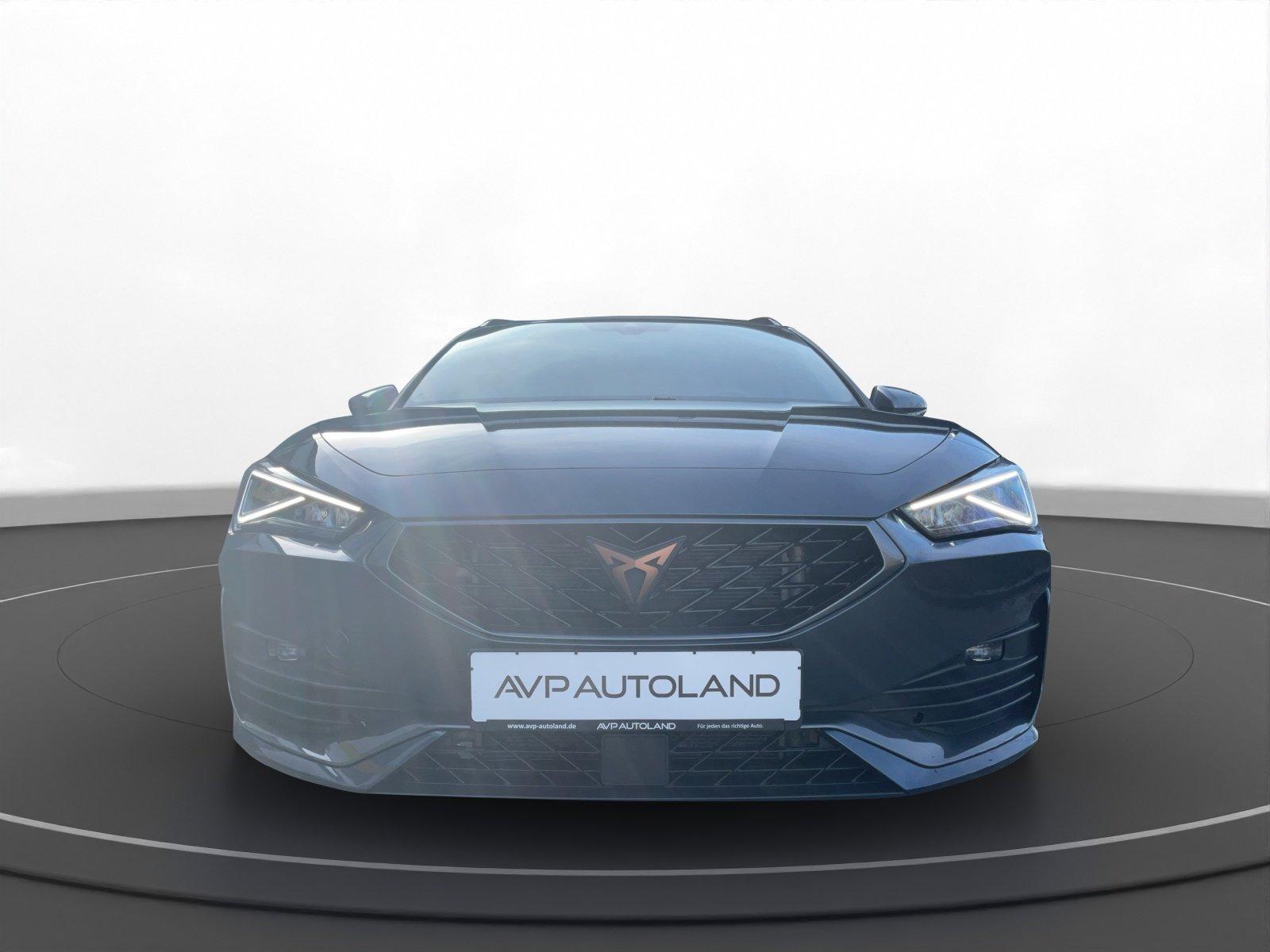 Cupra Leon Sportstourer 2.0 TSI DSG 4Drive VZ | PANO |