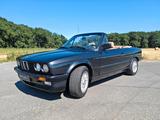 BMW 325i Cabrio außergewöhnlicher Originalzustand - Autos aus dem Jahr 1988