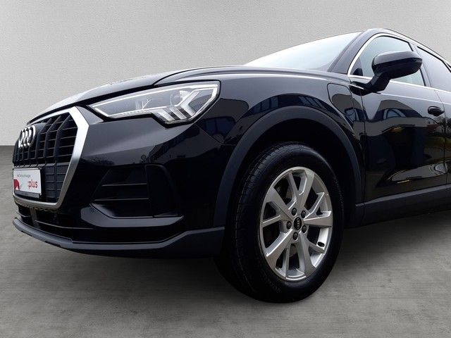 Fahrzeugabbildung Audi Q3 45TFSIe AHK Navi StdHz eleHeck Sportsitze 18"