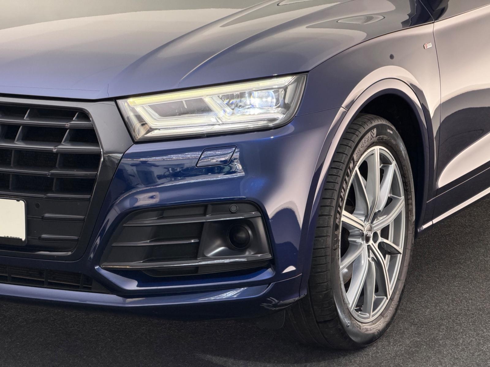 Audi Q5 40 TDI qu.*S LINE*LED-PANO-R.KAM-ACC-STHZ-SHZ