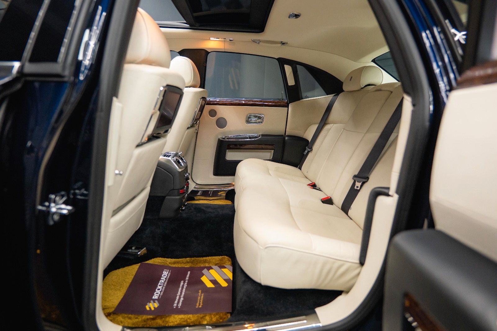 Fahrzeugabbildung Rolls-Royce Ghost V12 Full Service *Panorama*TV*360*HU*19%*