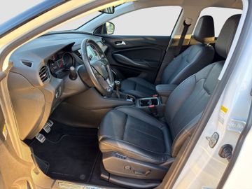 Fotografie 9 des Opel Grandland (X) Grandland PDC Navi Kamera