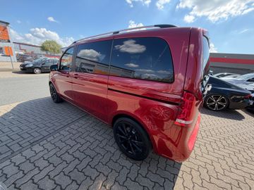 Mercedes V 220 - 11