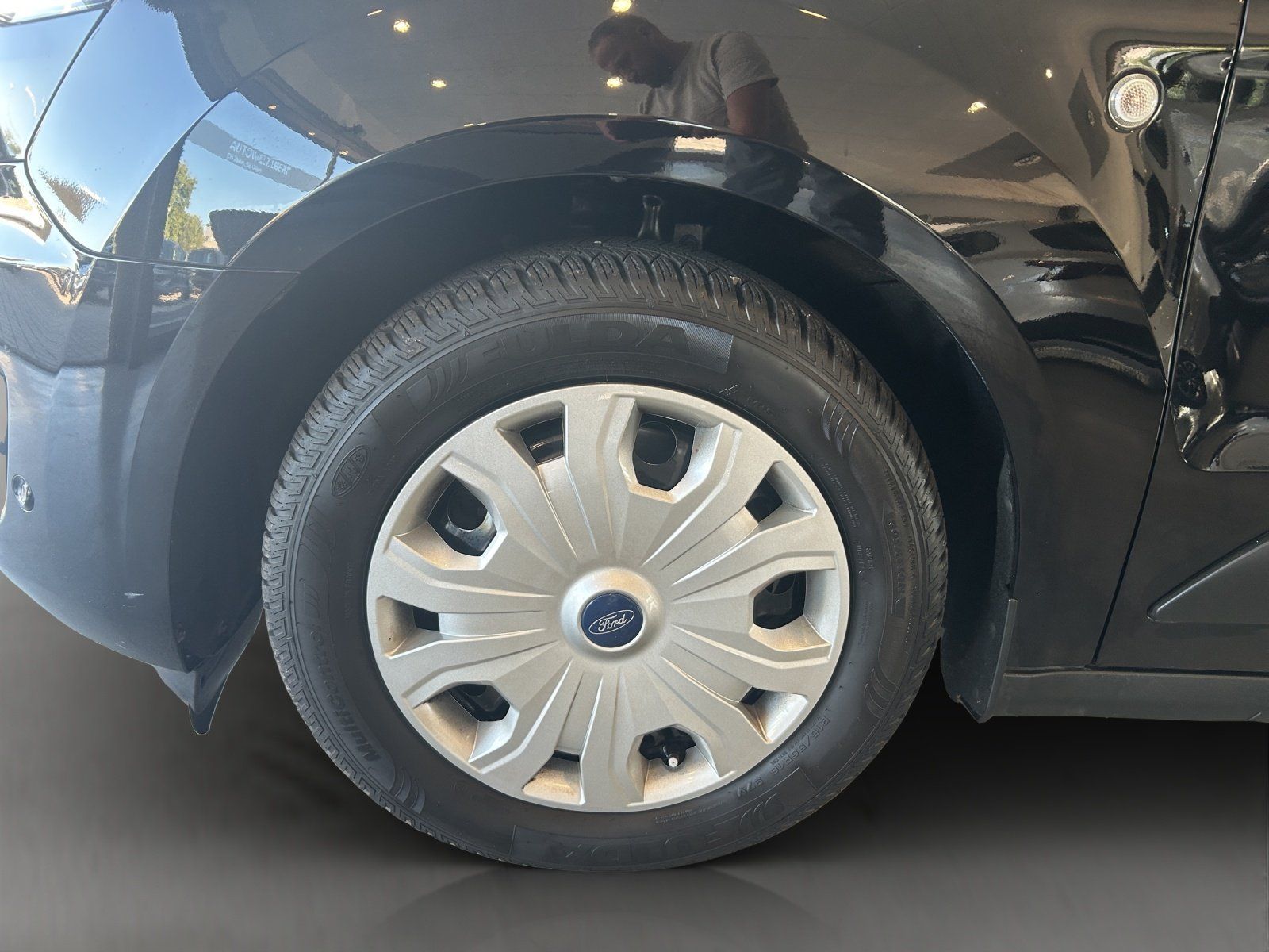 Fahrzeugabbildung Ford FORD Transit Connect 210 L2 S&S