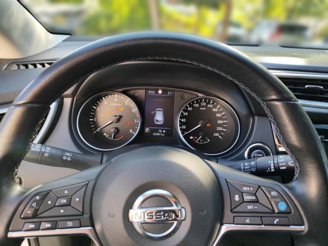 NISSAN Qashqai (Bild 15 von Array)