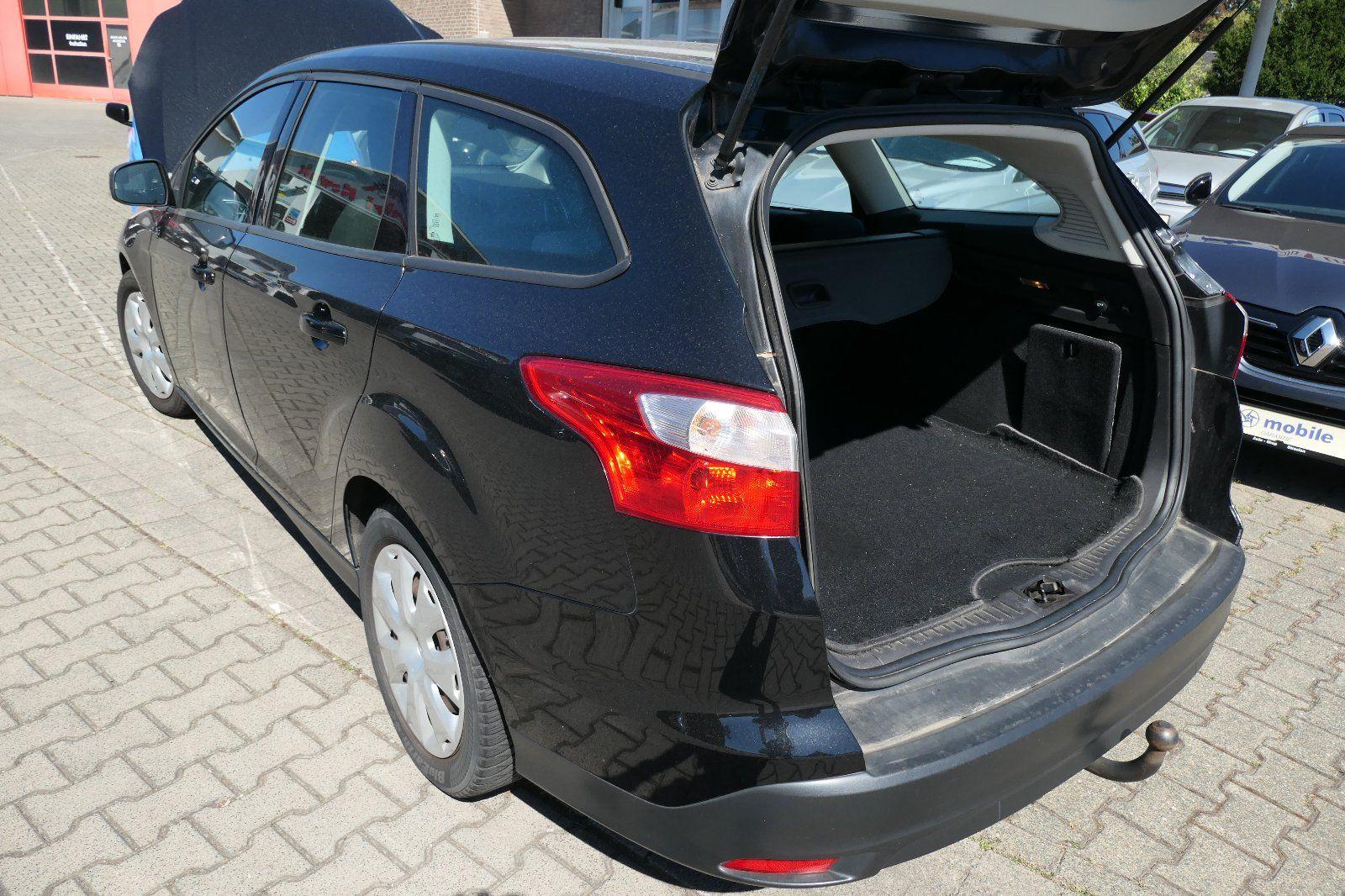 Ford Focus 2012 — photo 7