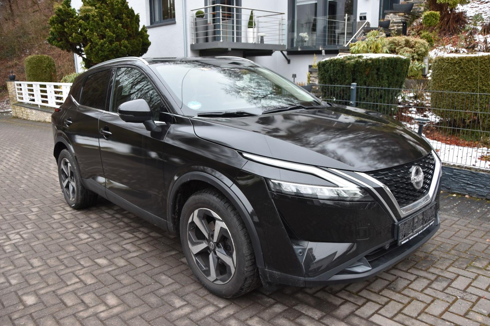 Nissan Qashqai Premiere Edition/1Hd.