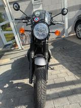 Triumph Bonneville T120 Black - Offers matching your search criteria