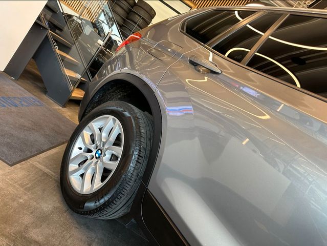 BMW X3 *xDrive*TEMPO*NAVI*2-ZONEN*BI-XENON*