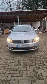 Volkswagen Ich biete hier vw passat passat - Volkswagen Passat aus 2012: Kombi