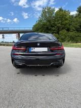 BMW 330i M Sport Automatic M Sport - BMW 330 Gebrauchtwagen in München