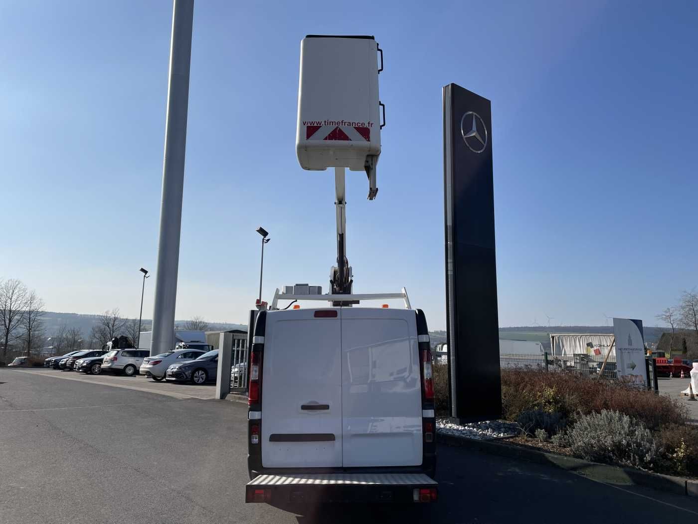 Fahrzeugabbildung Renault Trafic dCi 120 L1H1 / TIME France ETL 21 8m