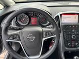 Opel Astra J 1,6 Selection ZR + Reifen neu! - Opel Astra: J Selection