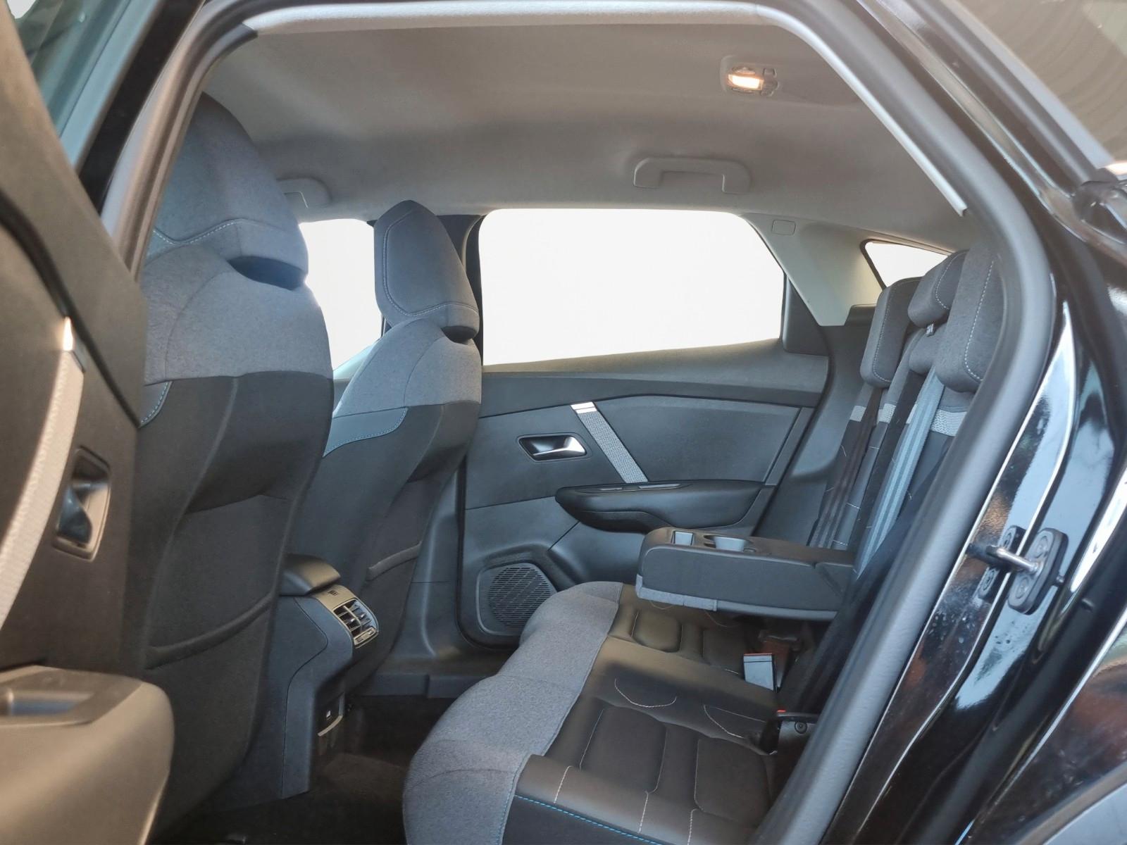 Citroën C4 Lim. Plus*LEDER*NAVI*KAMERA*PDC*TEMPOMAT*LED*