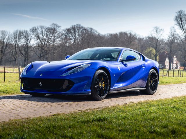 Ferrari 812 6.5 V12 Superfast HELE, Full Carbon, Lift, S