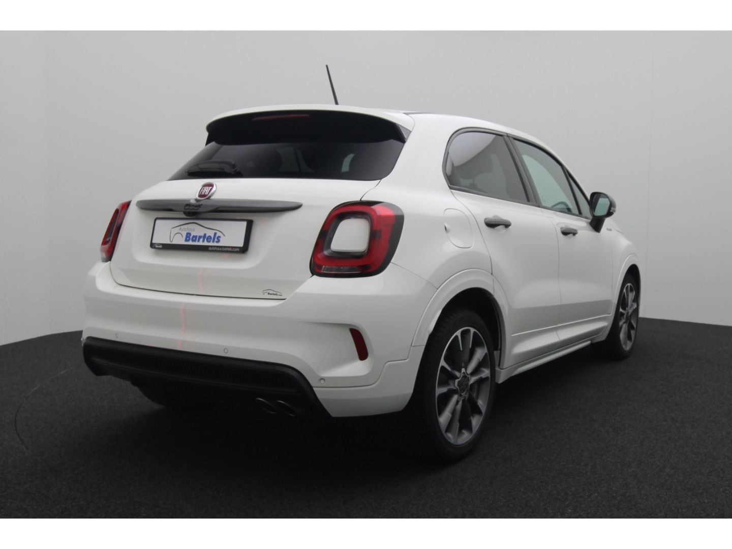 Fahrzeugabbildung Fiat 500X Sport Einparkhilfe ACC Kamera SHZ Totwinkel