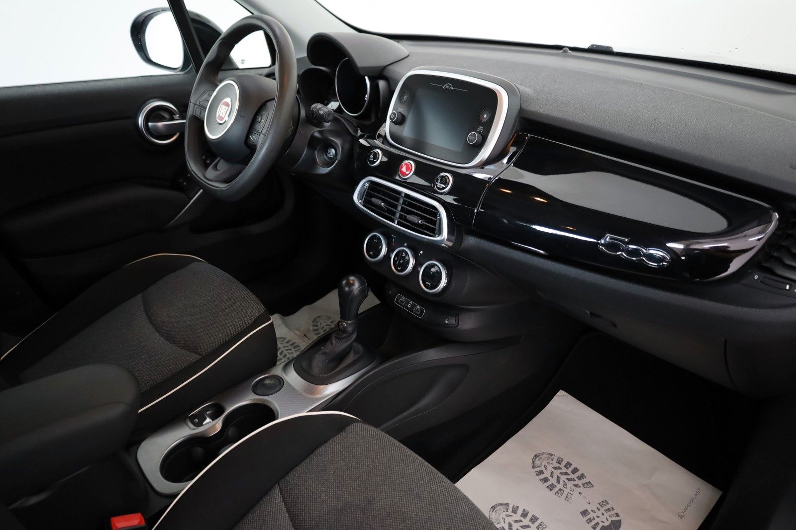 Fahrzeugabbildung Fiat 500X Pop Star Navi,Massage,SH,PDC,SR+WR