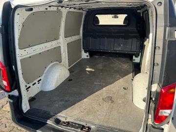 Mercedes Vito - 11