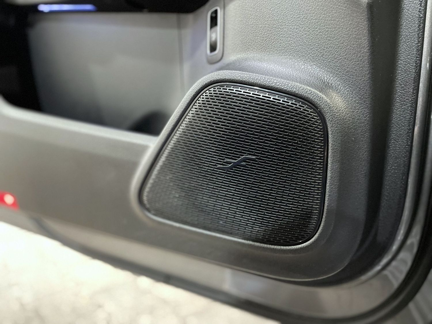 Fahrzeugabbildung Mercedes-Benz B 200 Progressive Edition19#LED#Burmester#Kamera