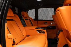 Cullinan BLACKBADGE 2025 BLACK/ORANGE 4SEAT