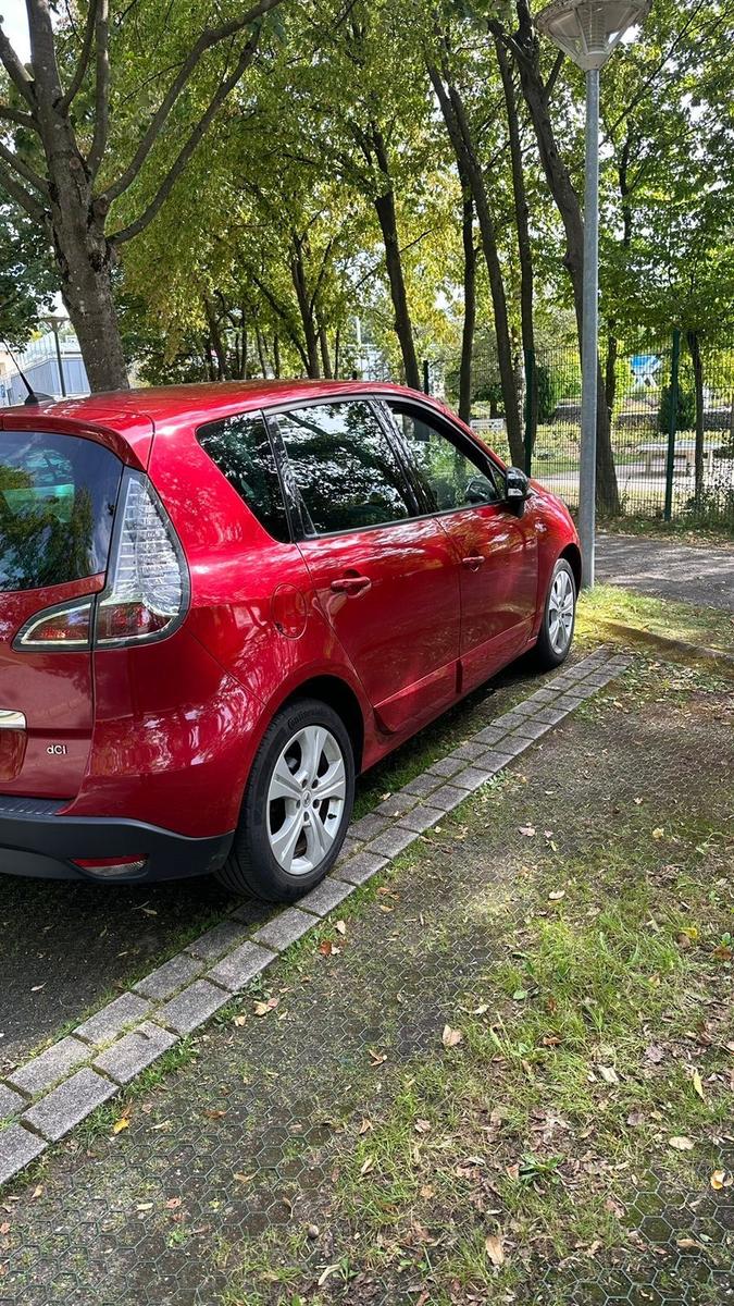 Renault Scenic 2012 — photo 5