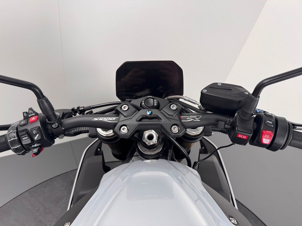 Fahrzeugabbildung BMW S1000 R *TOP-ZUSTAND *SCHMIEDERÄDER