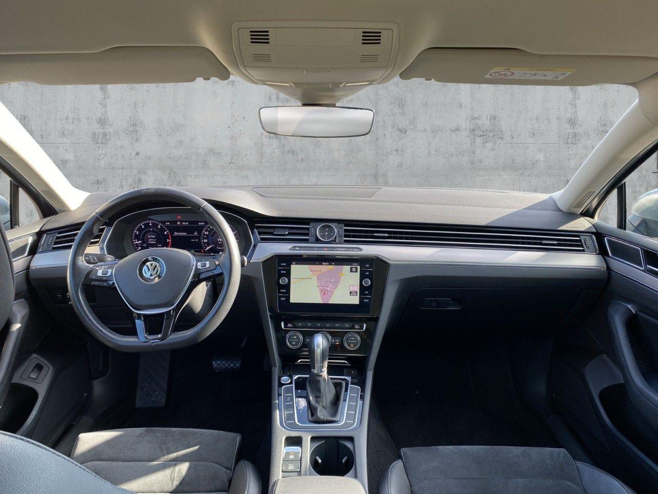 Volkswagen Passat Variant 1.4 TSI DSG Highline AHK LED RFK