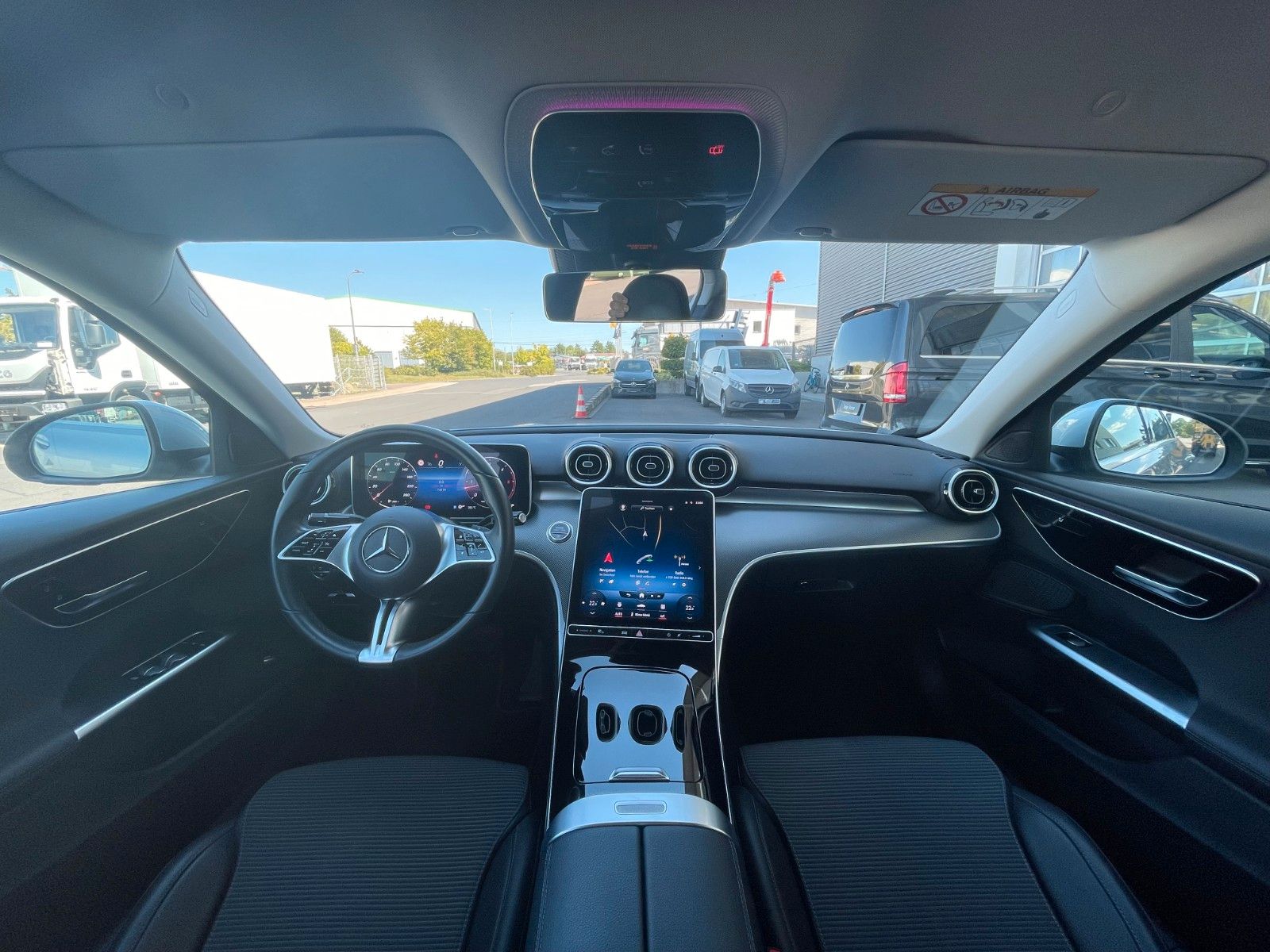 Fahrzeugabbildung Mercedes-Benz C 220 d AVANTGARDE R-Kamera+Carplay+TotW+Ambient