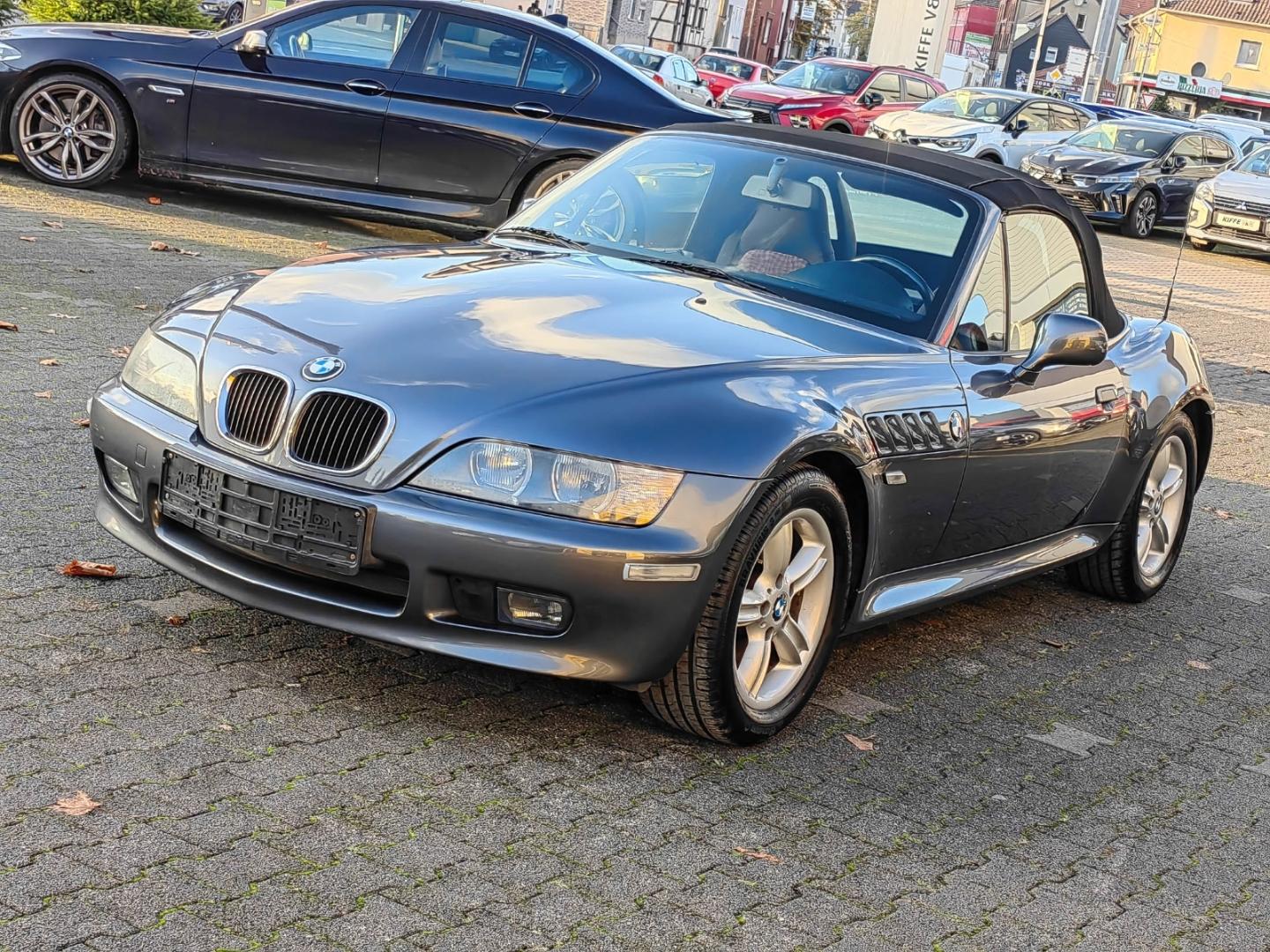 BMW Z3 1.9 Sport Fahrwerk M-Lederlenkrad HU-NEU