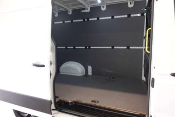 Volkswagen Crafter - 11