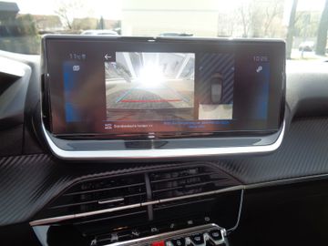 Bild 13 Peugeot 208 Allure Pack 1.2 PURETECH NAVI PDC RFK BT LED