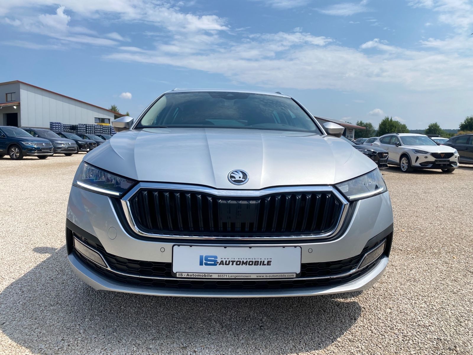 Skoda Octavia Combi Style,NAVI,LED,ACC,SHZ,DAB,PDC imagem 2