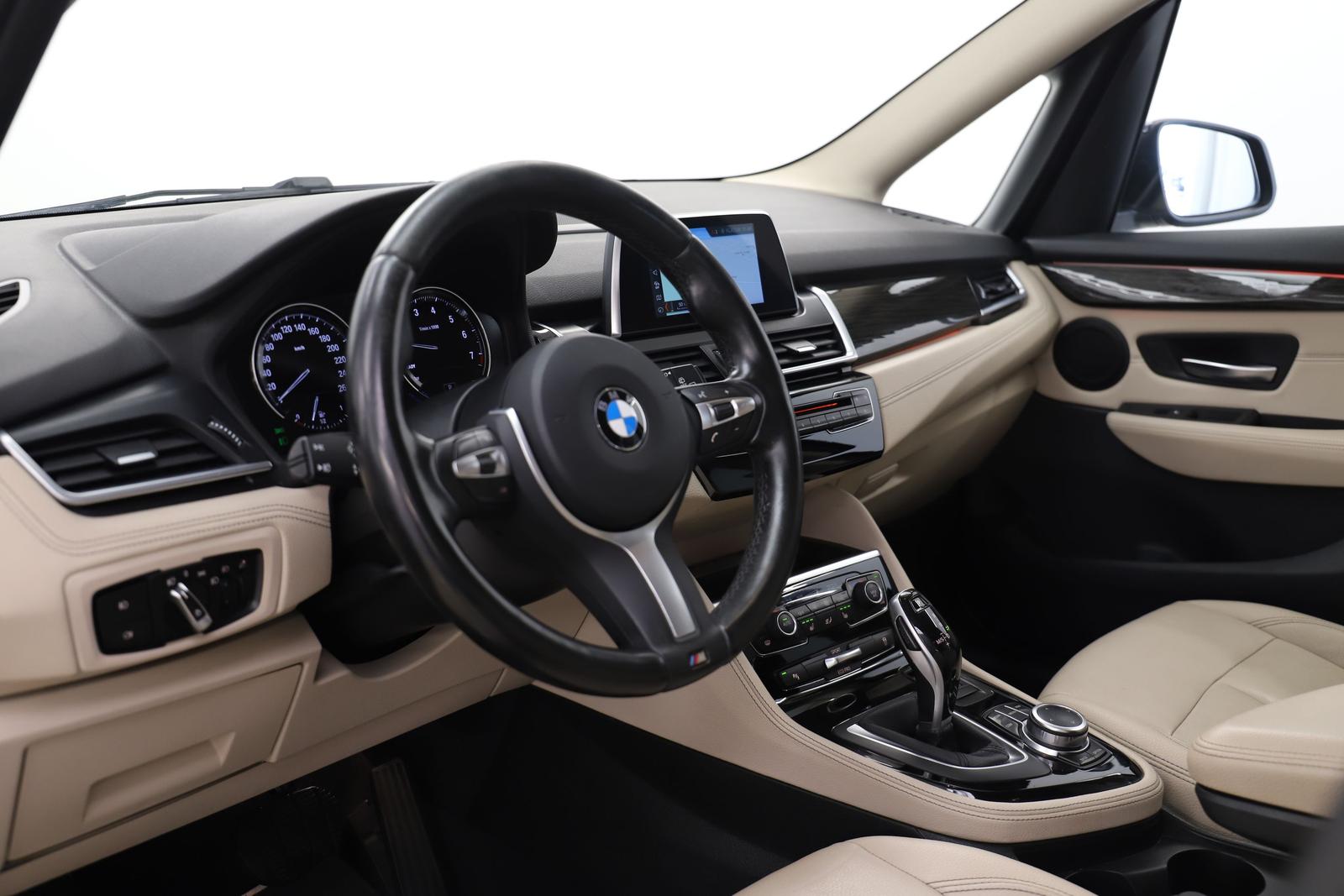 BMW 218i Gran Tourer 1.5 140PS Automatik Luxury Line