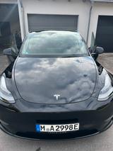 Tesla Model Y Long Range Dual Motor AWD Long Range - Tesla Model Y in München