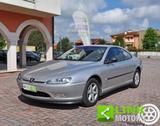 Peugeot PEUGEOT 406 2.0i 16V cat Coupé - Peugeot 406 mit Benzin-Antrieb
