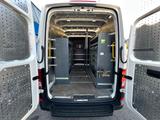 Volkswagen Crafter Kasten 35 mittel Hochdach FWD*BOTT-REGAL - Volkswagen Crafter: Automatik