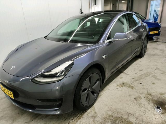 Tesla Model 3 Standard RWD Plus [ AUTOPILOT+60 kWh+PRE