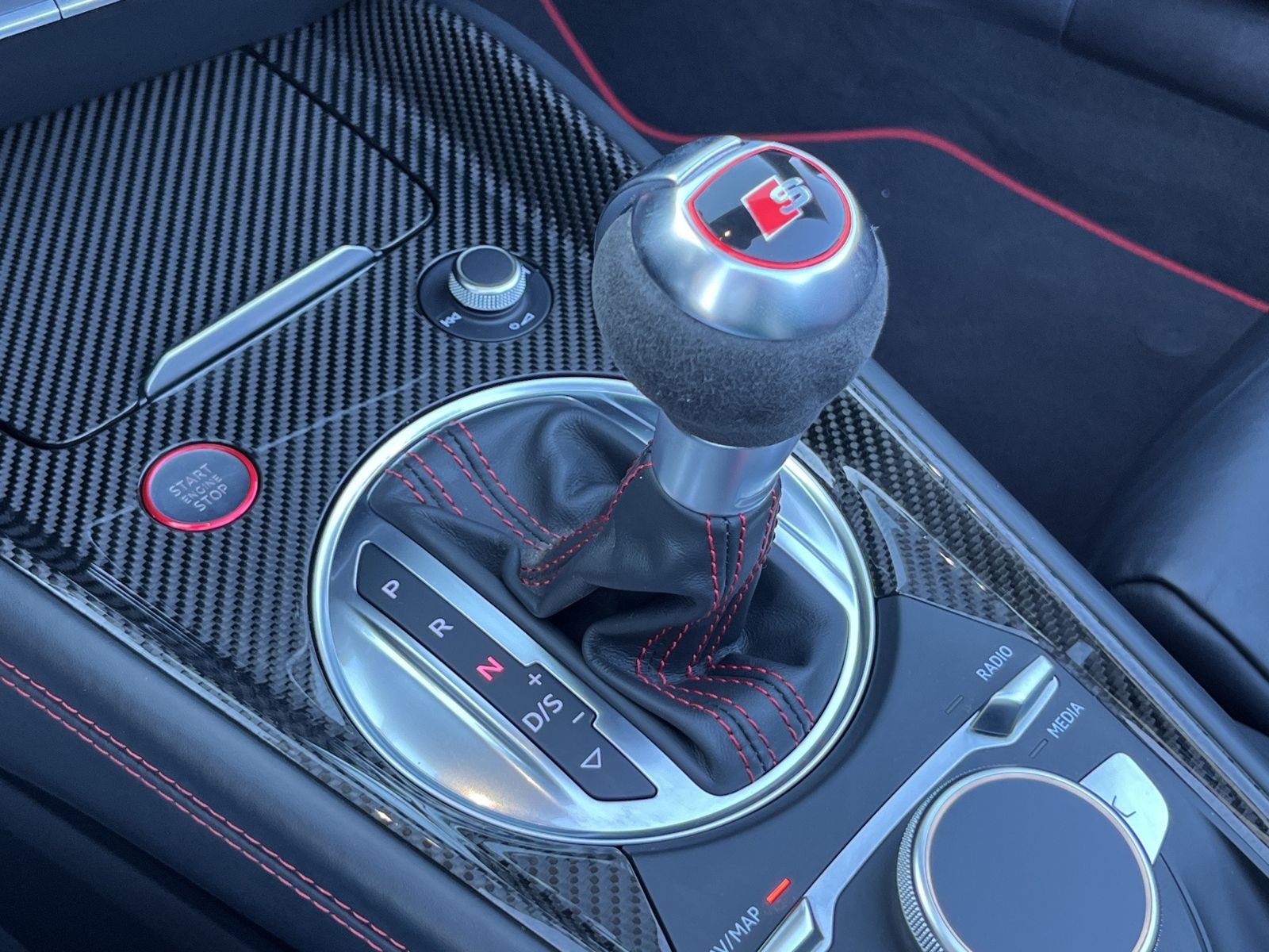 Fahrzeugabbildung Audi TTS Roadster competition*Matrix*B&O*ViCo*SHZ**
