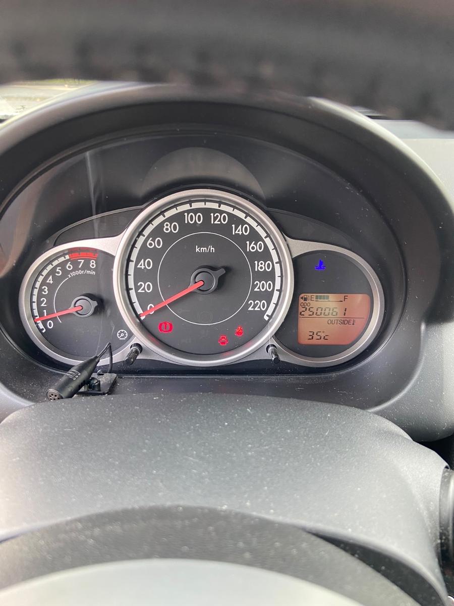 Mazda 2 Lim. 1.3 Edition 40 Jahre