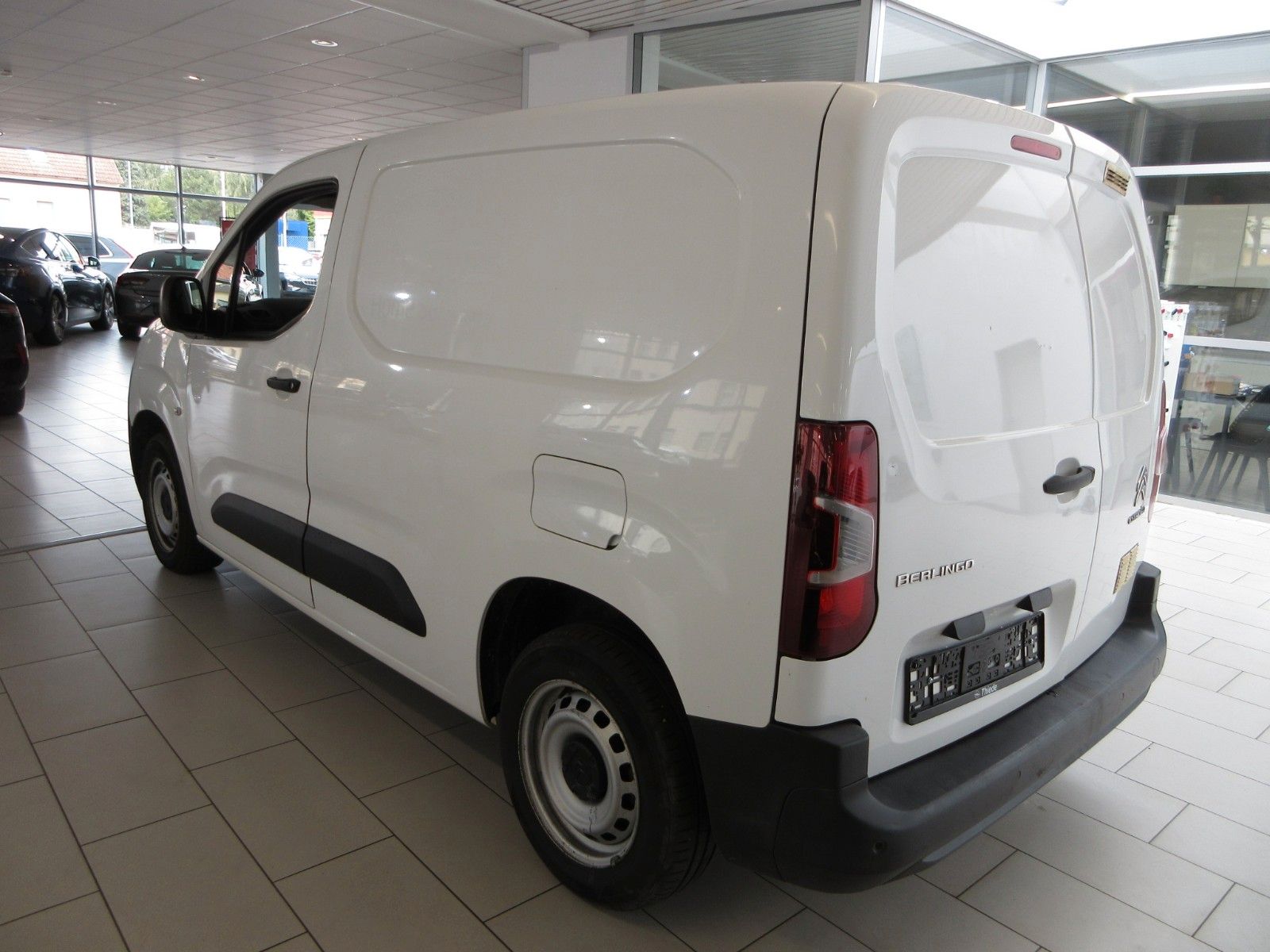 Fahrzeugabbildung Citroën Berlingo Kasten Club M/L1  AC/PDC