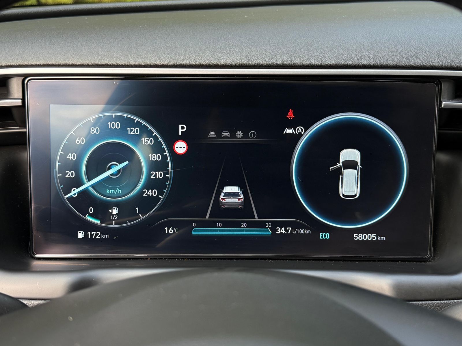 Fahrzeugabbildung Hyundai Tucson 1.6 T-GDI DCT 2WD LED+SHZ+KAM+CARPLAY+DAB