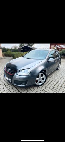 Volkswagen Golf V GTI 200 PS