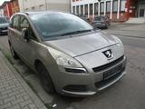 Peugeot 5008 1.6 Premium klima Tüv 12 / 2025  - Peugeot 5008 mit Diesel-Antrieb: Kleinbus, 1.6